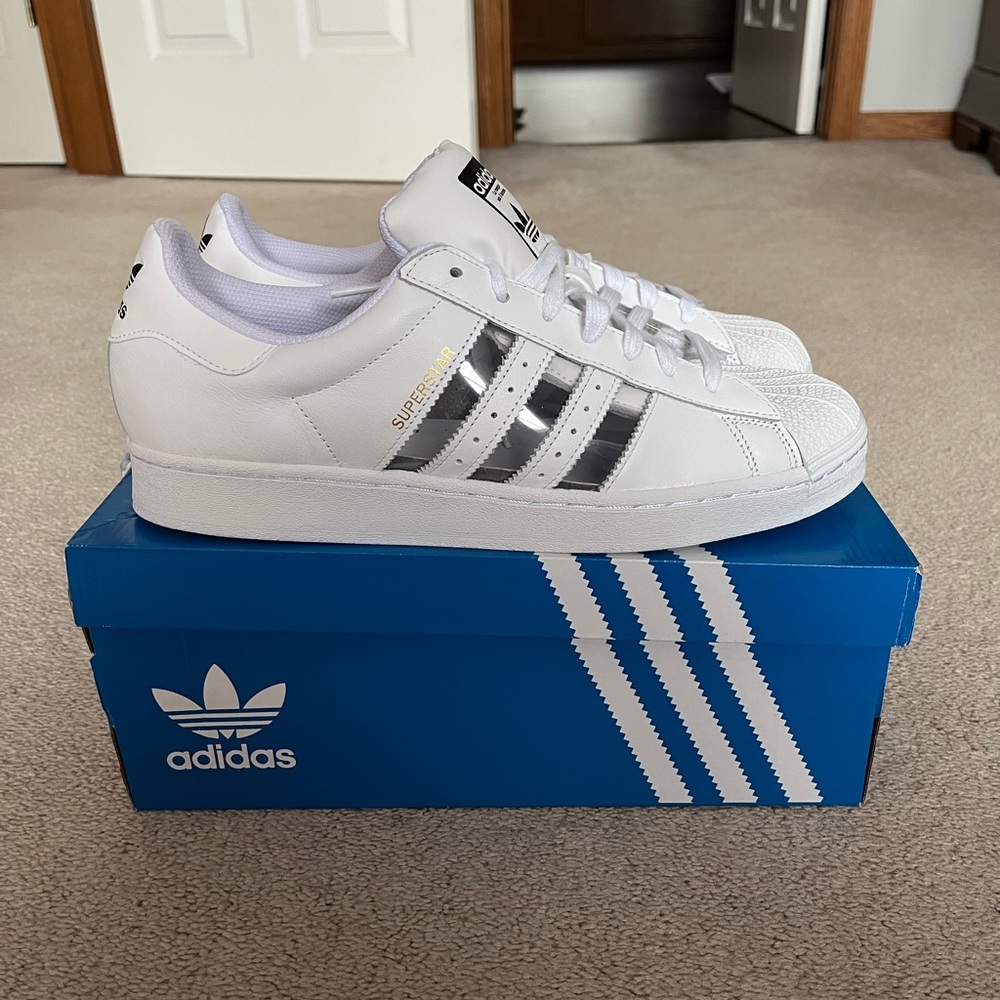 NWT Adidas Superstar CLEAR Stripes Men’s 11.5